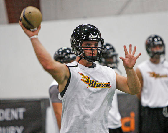 Polishing fine tuning throwing mechanics with detailed work on technique and proper footwork and release. So building a solid foundation for beginners to focused maintenance work for ELllTE QB’s… We help and mentor all QB’s aspiring to